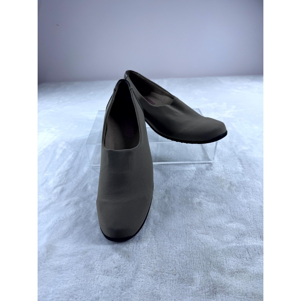 Munro American Traveler Flat Shoes Women's 7.5M Gray Slip-On Low Top Walking